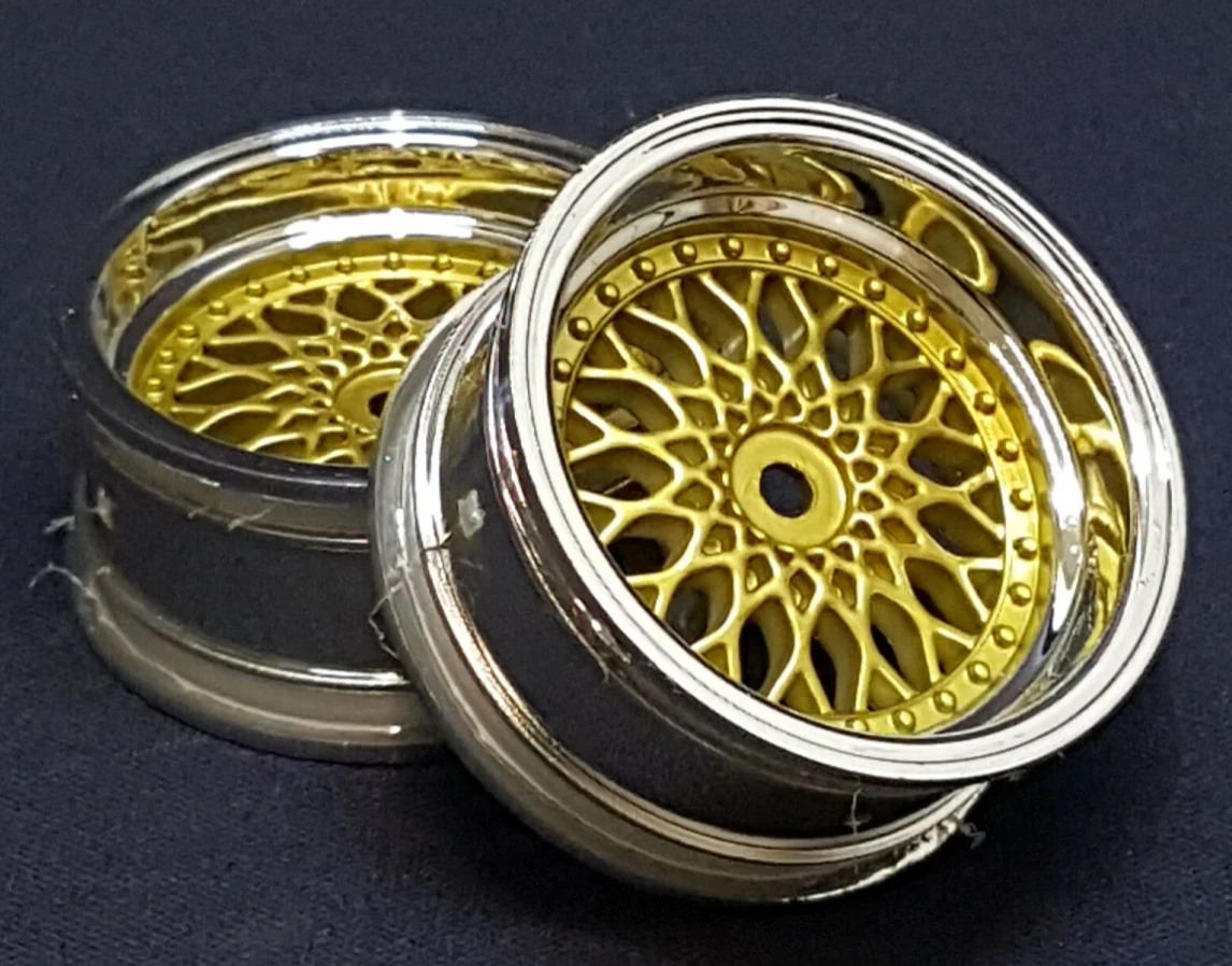 WHEELS 1:10 TW 26MM "CLASSIC BBS STYLE" CHROME / GOLD 6MM OFFSET 2 PIECES # 20160 1 WHEELS 1:10 TW 26MM "CLASSIC BBS STYLE" CHROME / GOLD 6MM OFFSET 2 PIECES # 20160